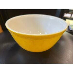 Yellow Pyrex 402 Primary Color Mixing Bowls, Pyrex Nesting Bowls, Pyrex Mixing